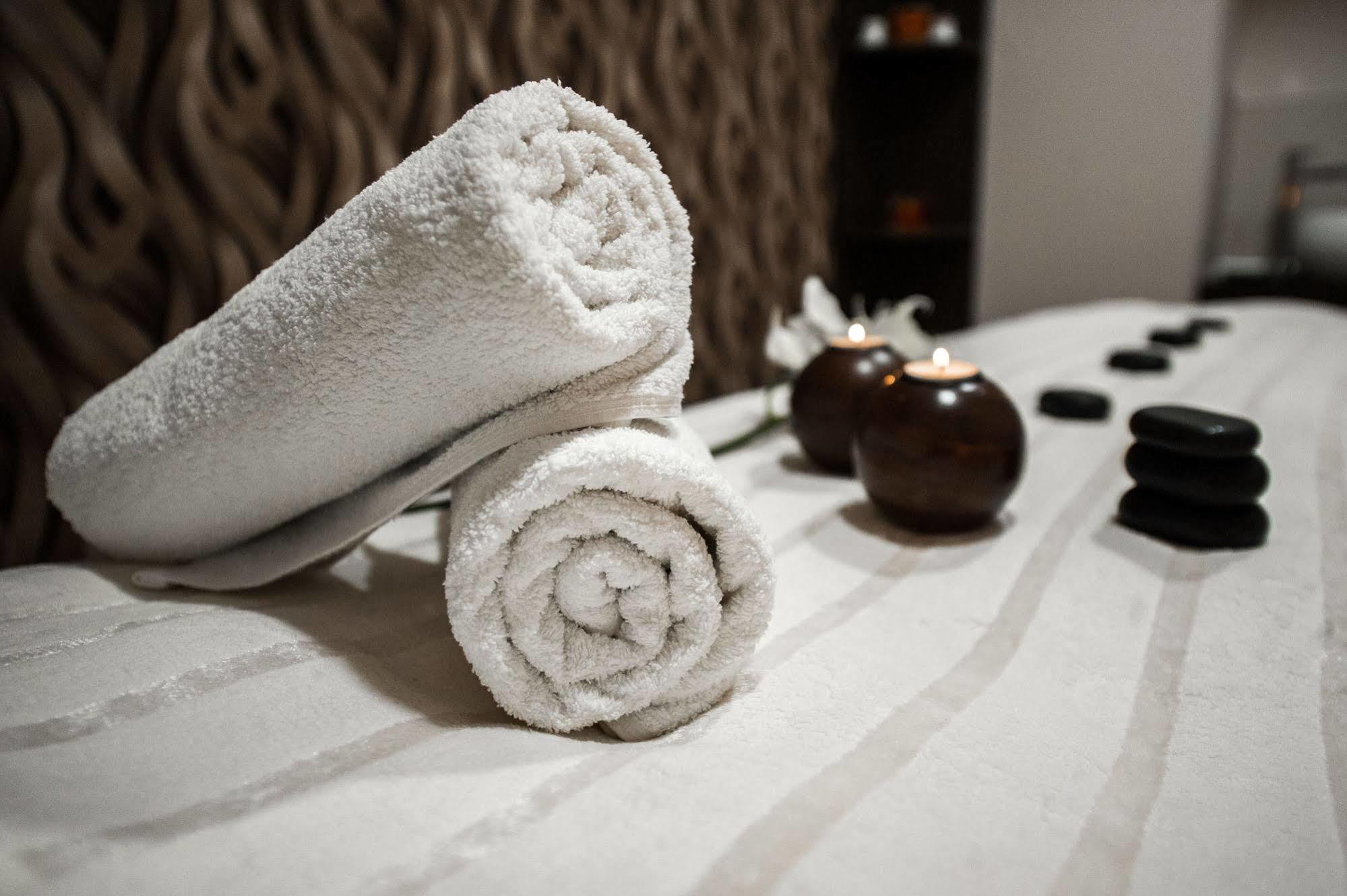 Hotel Emocja Spa Mielno  Buitenkant foto